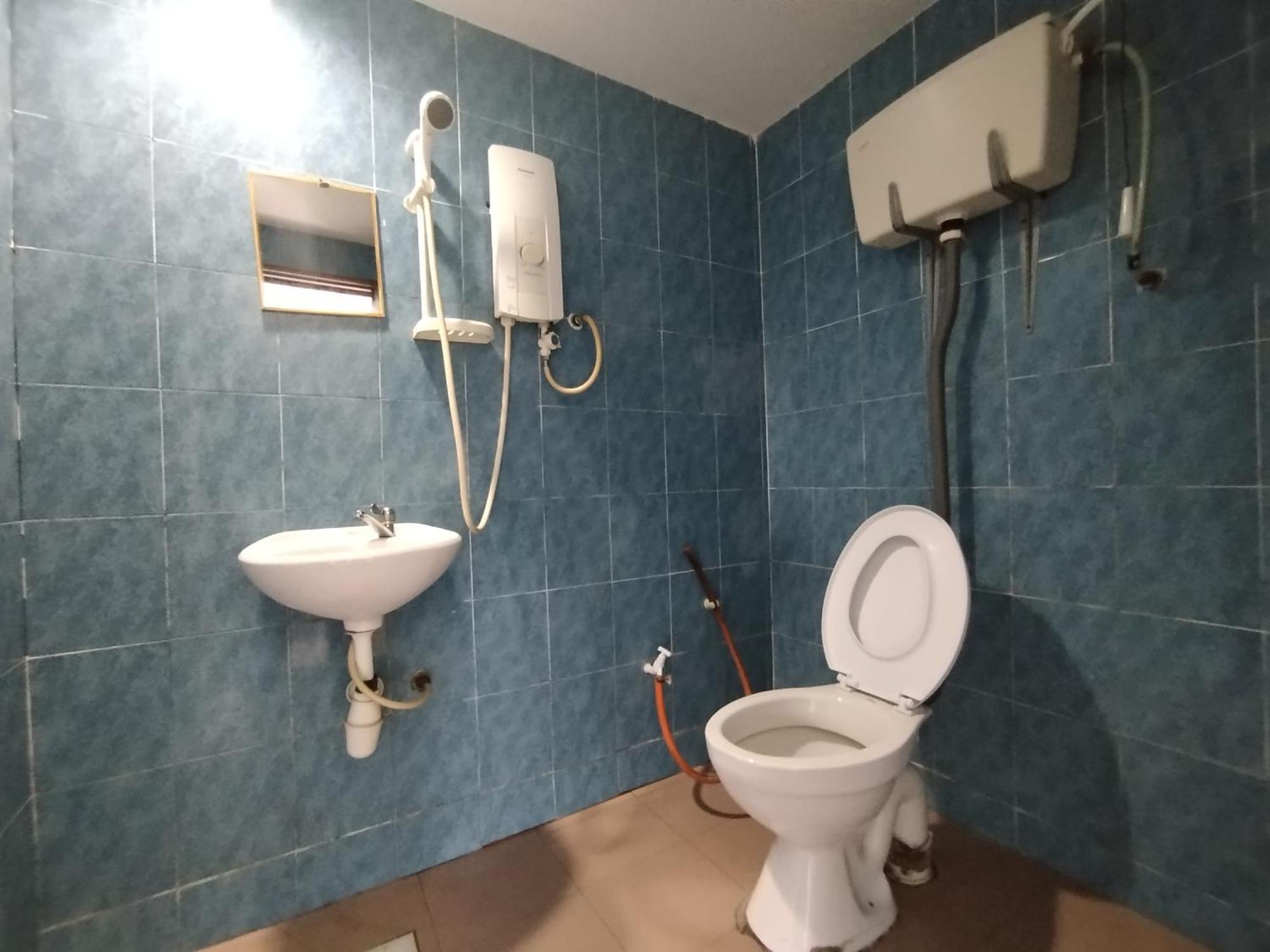 Sentosa Villa Hotel Кланг Экстерьер фото